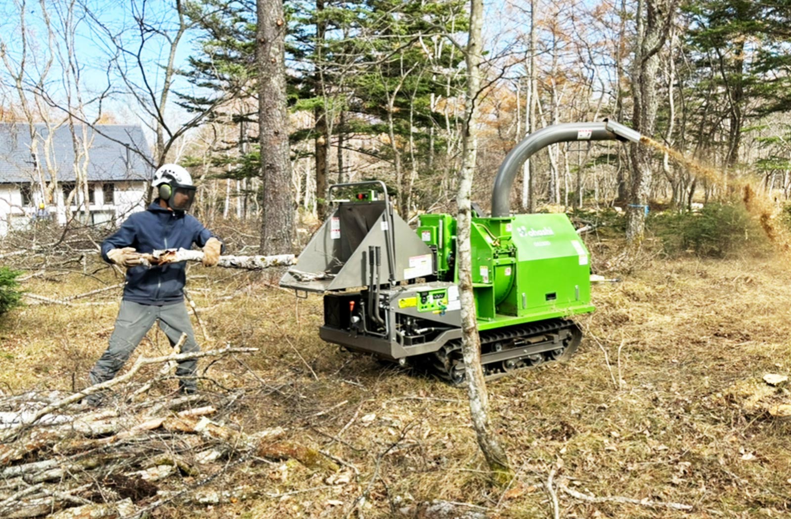 所有地の伐採作業_03